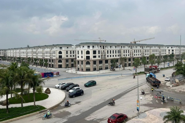 LIỀN KỀ GÓC THỜI ĐẠI 14-01 (ĐỐI DIỆN TÒA VĂP PHÒNG 30 TẦNG)